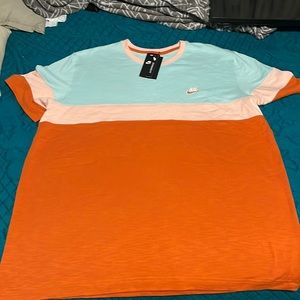 Nike t shirt